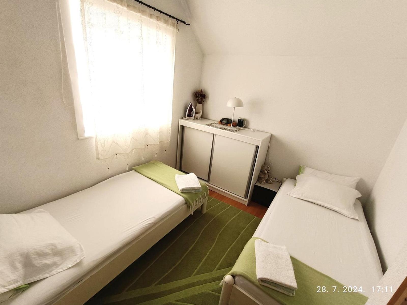 Vacation Home "Cehic" Kulen Vakuf Kültér fotó